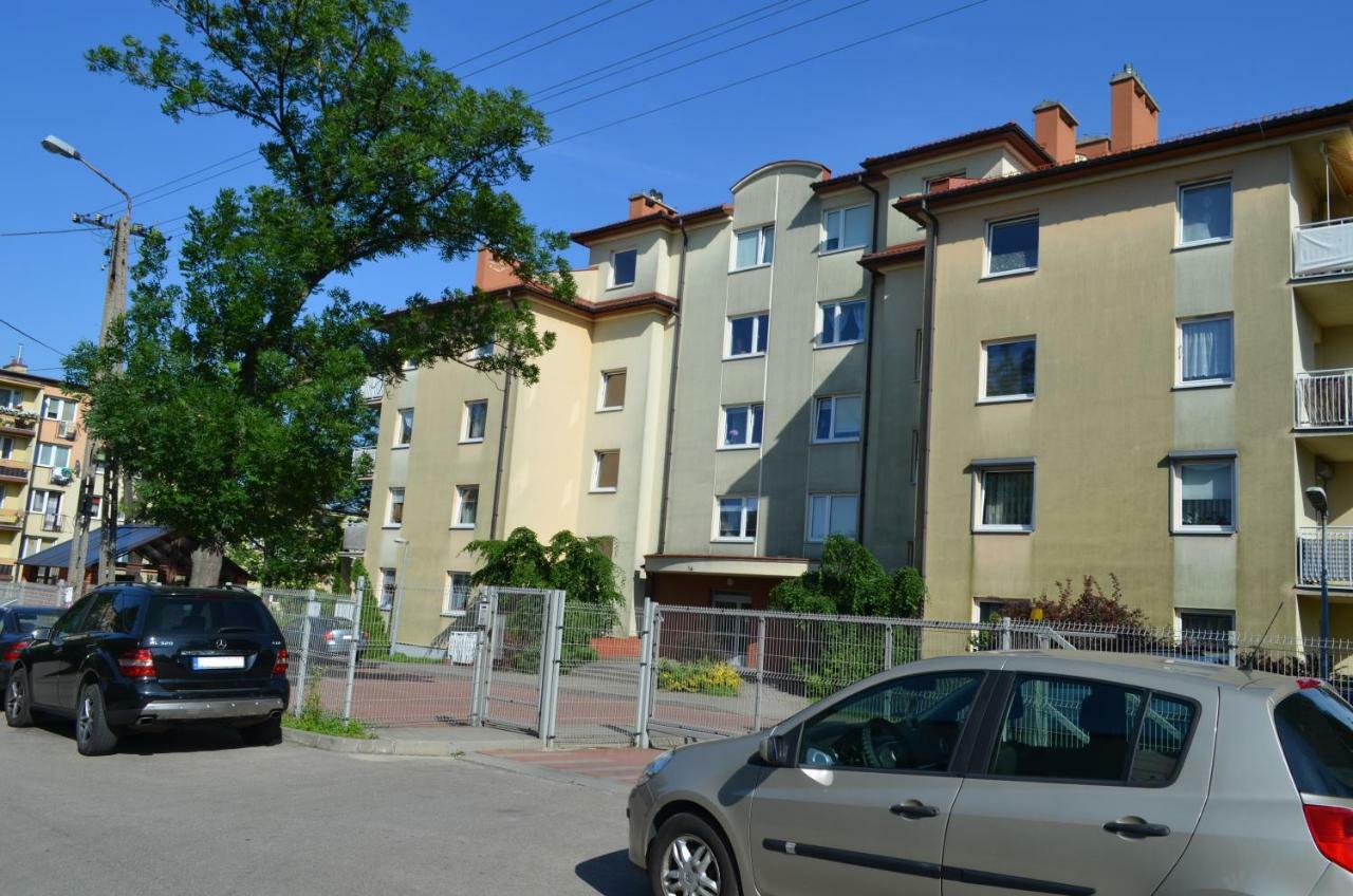 Rainbow Z Prywatnym Parkingiem Daire Bielsko-Biała Dış mekan fotoğraf